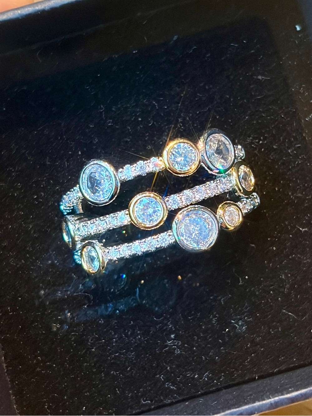 Brand new Bezel Set Bubble Bar Wedding Ring Zircon Stones Silver&Gold Tone in 7